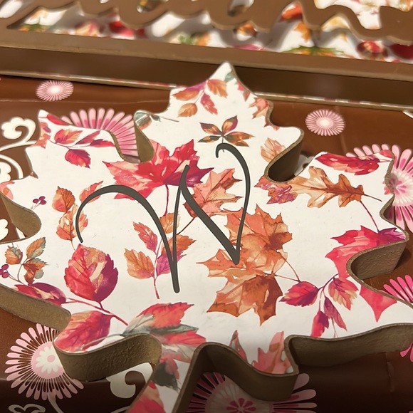 New Home Collection Fall/Autumn Leaves Shelf Sitter Decor Set with Initial “W” - Picture 6 of 7